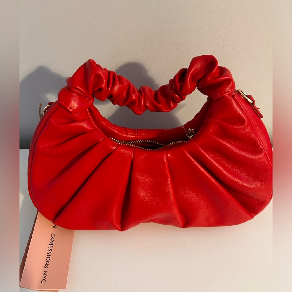 EXPRESSION NYC Shoulder Bag
